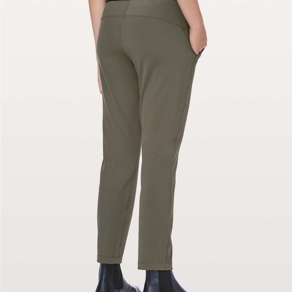 Lululemon On The Fly Luxstreme 27” High Rise Dark Olive Pant W5BLPS SZ 4 - Picture 3 of 6